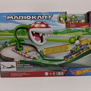 Hot Wheels Mario Kart Piranha Plant Slide Track Set - Green